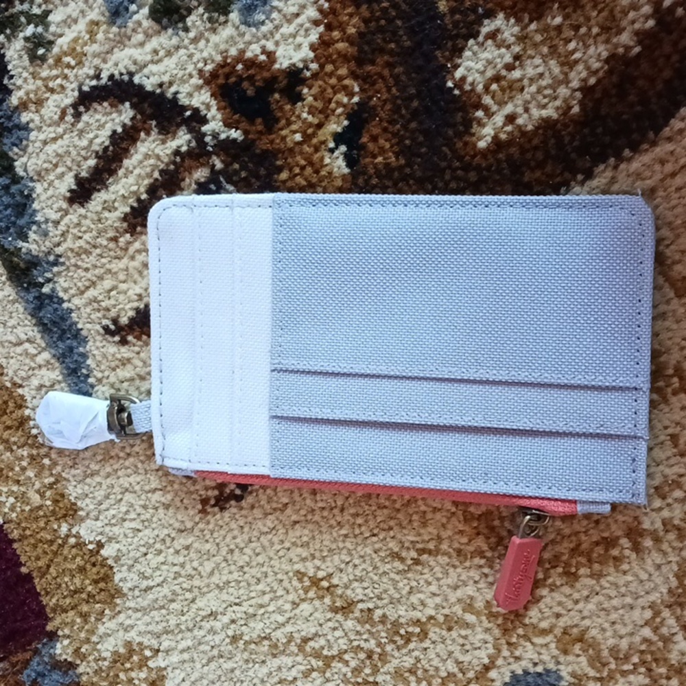 NWT thirty-one Where to Wallet
